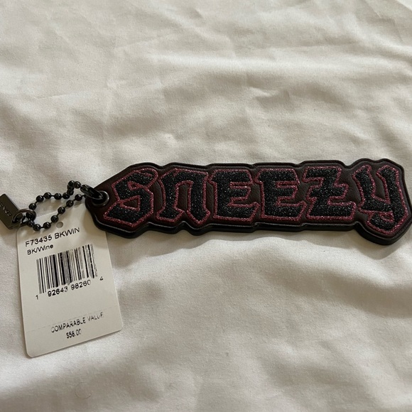 Coach Disney Seven Dwarfs Sneezy Keychain - Picture 3 of 11